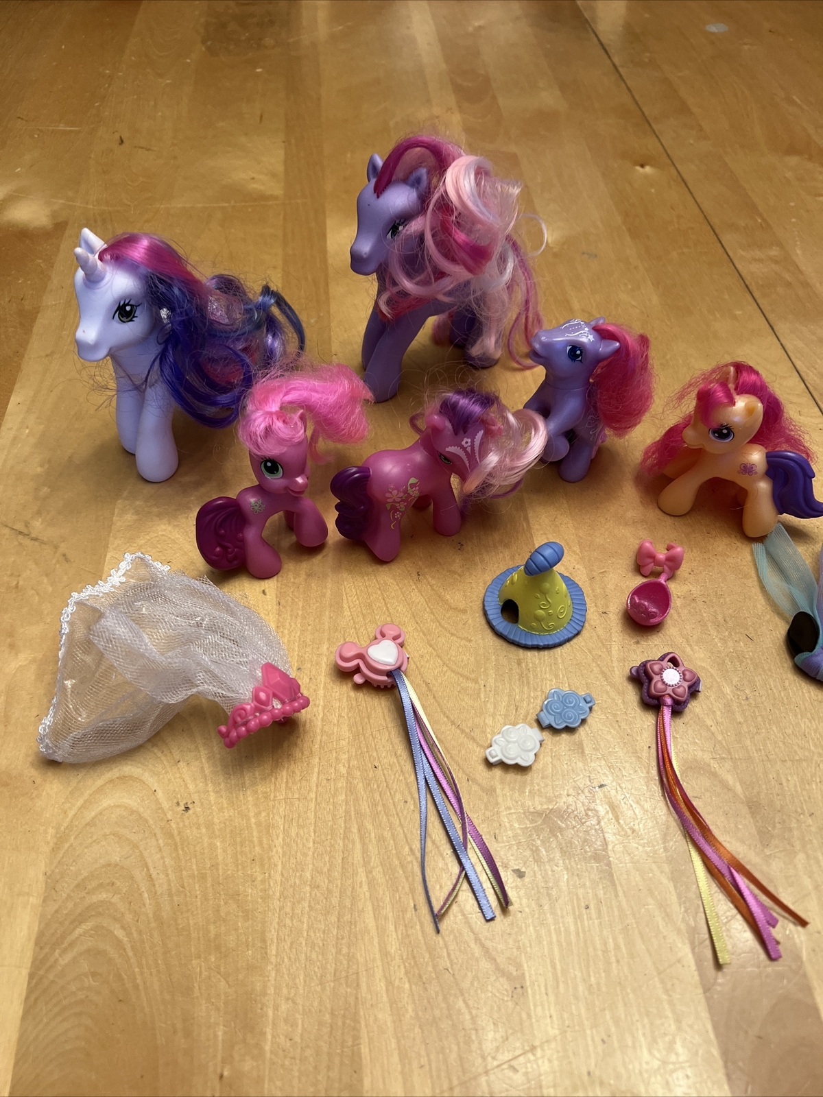My Little Pony Unicorno Pegasus 4 Mini Cavalli Disney Cappello Principessa Accessori
