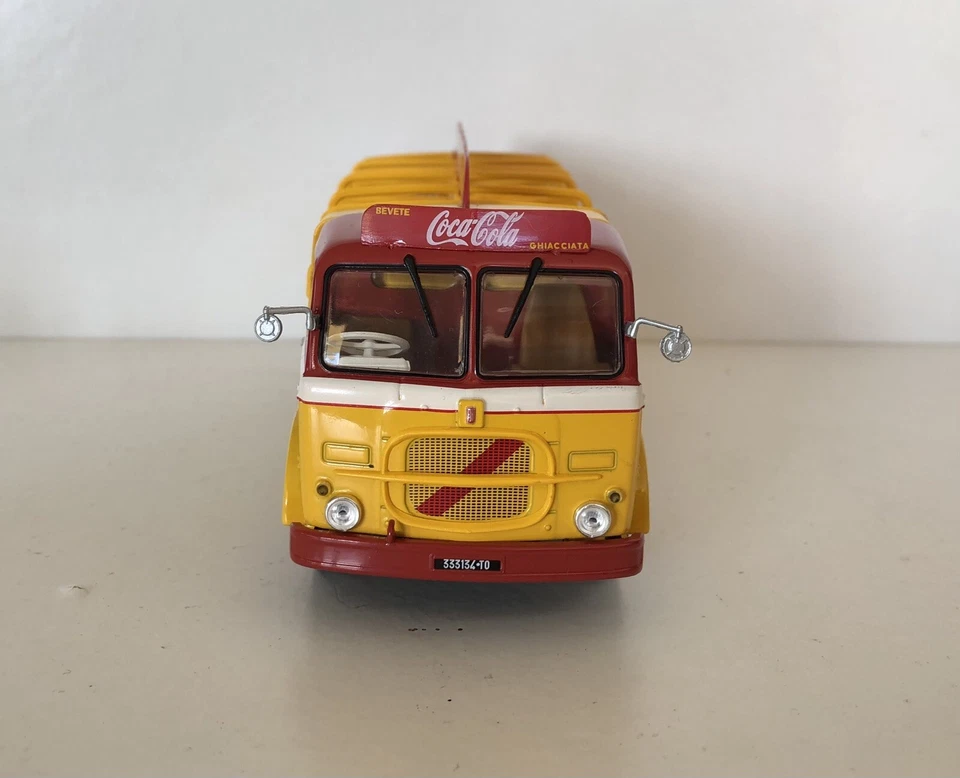 DE AGOSTINI 1:43 Camion d'epoca Vintage Trucks Fiat 645 Coca Cola - Immagine 2 di 3