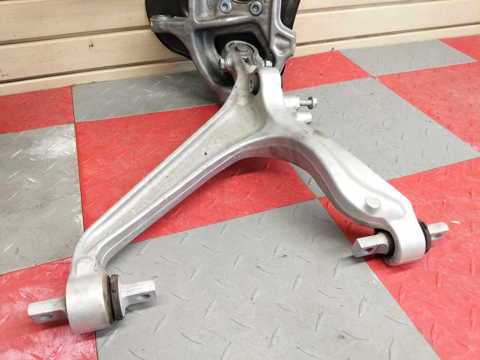 2022 Audi R8 Performance OEM RH Front Knee Assembly w/o Strut Rotor & Caliper.