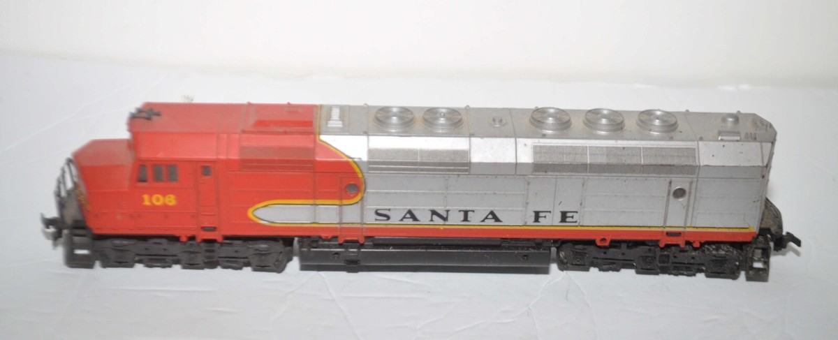 LIMA Italy HO Scale FP-45 Diesel Locomotives Santa Fe #106 | eBay