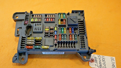 2009- 2013 BMW X5 X6 E70 E71 Power Distribution Fuse Box  B010105300  OEM Tested