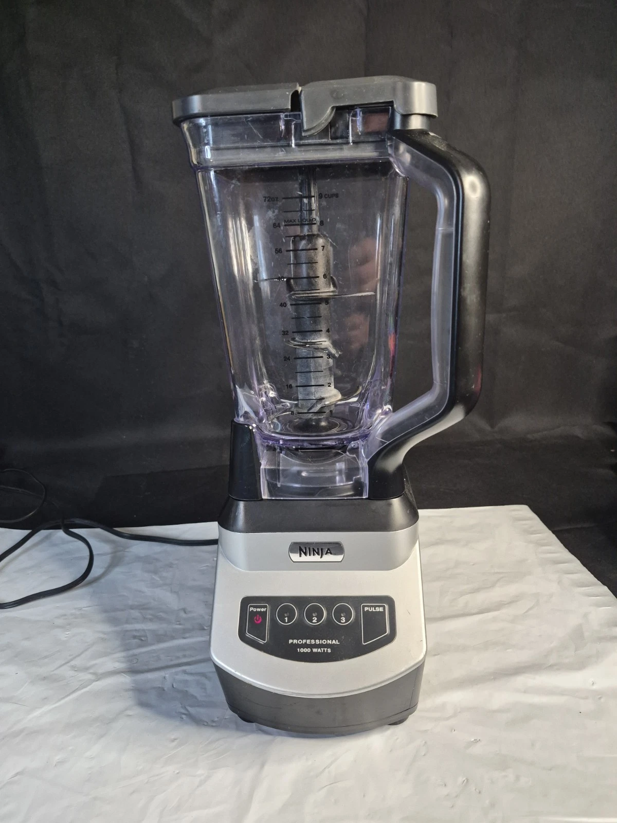 Ninja NJ600 3 Speed Professional Blender Silver/Black Works & Quiet Clean Unit