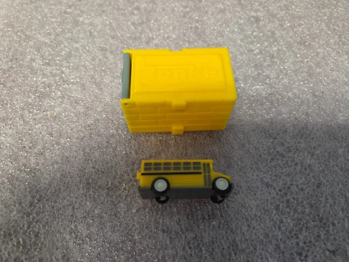 TONKA TINYS TOY SET - YELLOW SCHOOL  BUS - YELLOW BRICK CONTAINER