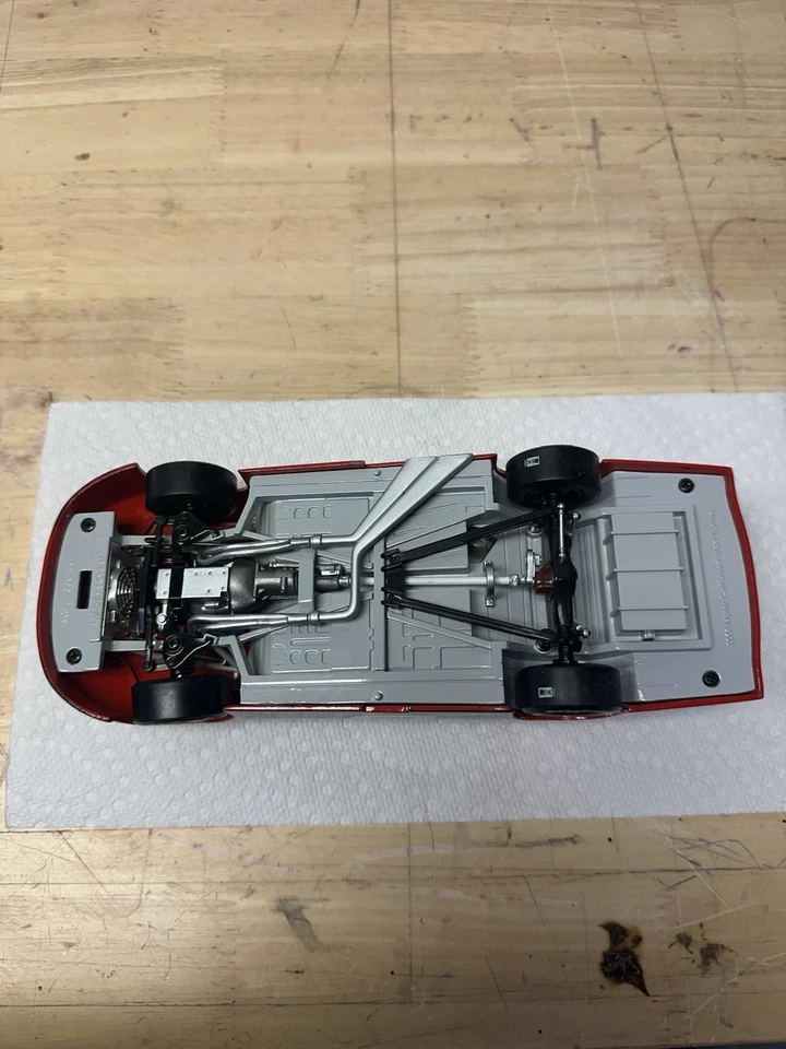 Dale Earnhardt Jr #8 Budweiser 1:24 NASCAR Diecast Sin Caja Autografiado   Foto 4 de 4