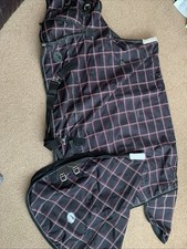 JHL LW Plus Turnout Rug 5’6 Black/Red Plaid 80g Fill with Detachable neck