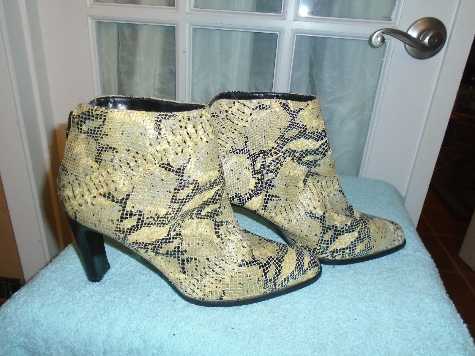 Sam & Libby Ankle Boots Python Snake Print Rear Z… - image 1