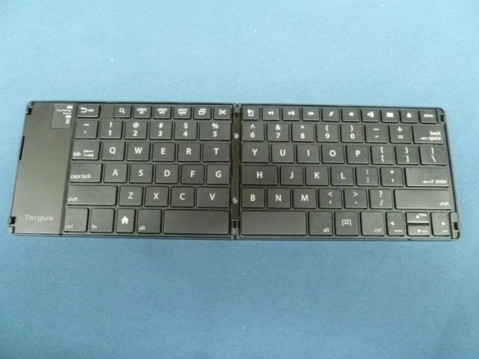 Targus Universal Foldable Keyboard for Android AKF001 - Image 2 of 4