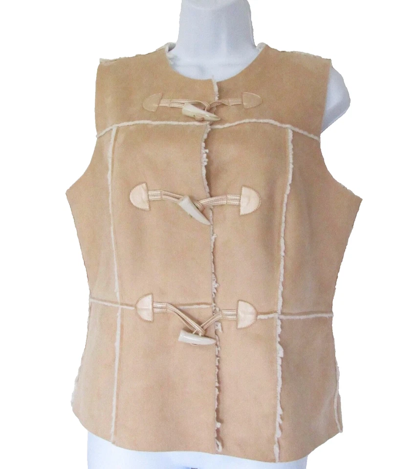RUBY Rd. Womens size 10 Beige Toggled Sherpa Fleece Lined Vest Bust: 40" - Image 2 of 4