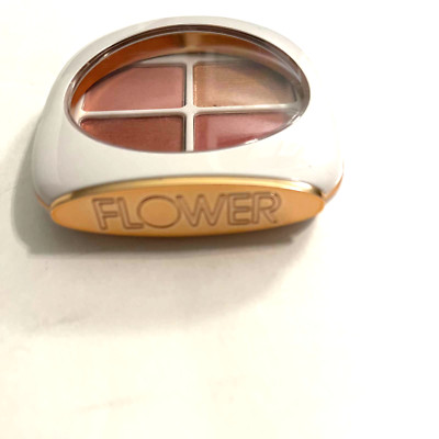 Flower Petal Play Eyeshadow-4 Colors