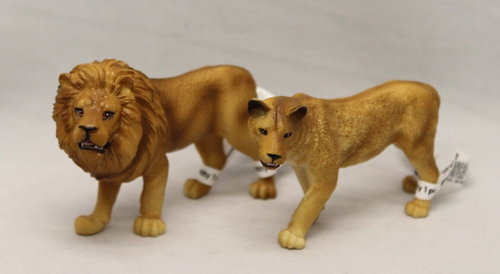 Lion and Lioness Animal Planet Miniature Animal Figure Toy