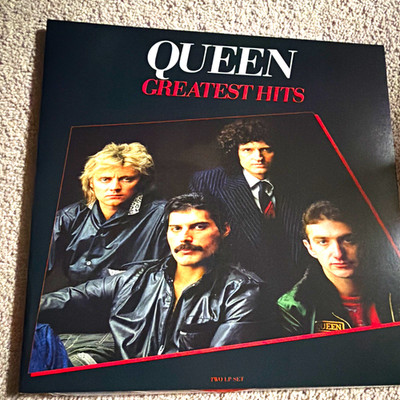 Queen Greatest Hits Hollywood Records 12'' Red Colored Vinyl 2xLP