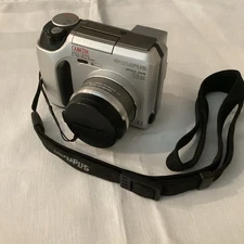 Olympus Camedia C-700 Ultra Zoom 2.1MP 10x Zoom Vintage CCD Digital Camera WORKS