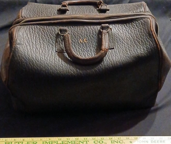 Vintage Gladstone Bag In Vintage Bags, Handbags & Cases for sale