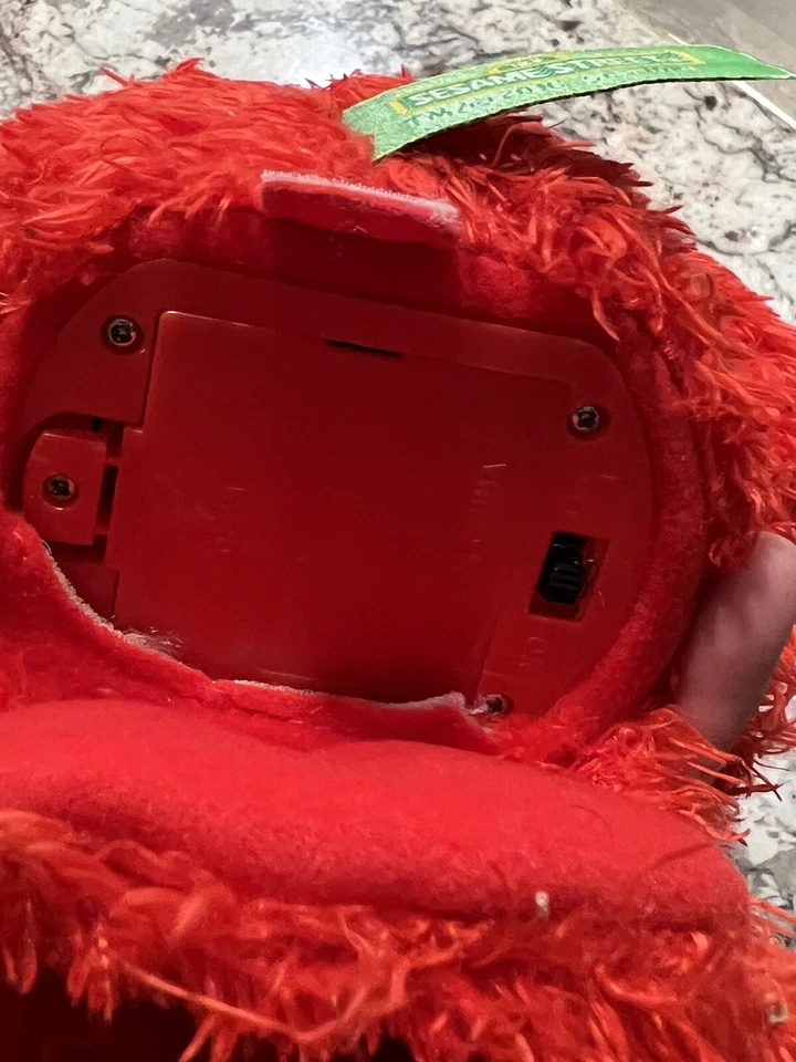 Gund Talking ELMO Reads Nursery Rhymes Plush Doll 14" Sesame Street 2016 Works! - Image 3 of 4