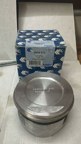 4 PCS X AE Piston Assembly 23939 STD 92.00MM Fits TOYOTA CORONA COASTER 2400 22R - Bild 7 von 7