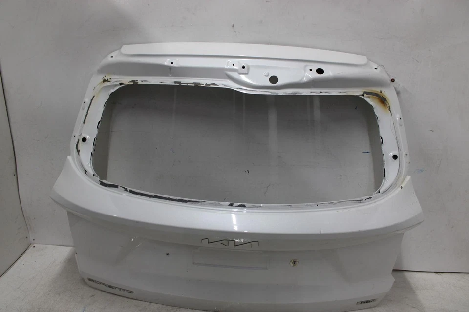 2024 KIA SORENTO Trunk/decklid/hatch Pearl White Manual Liftgate - Imagem 4 de 4