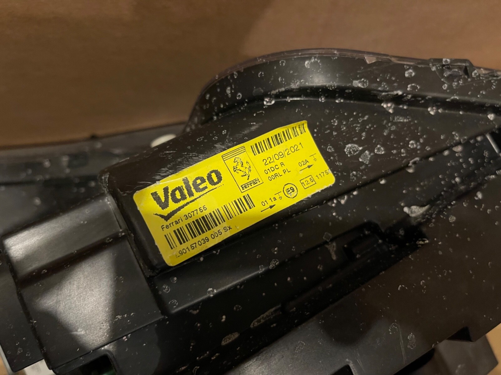 ア107 『蒔絵師　牧田芳祥　作』『黒檀　鈴虫蒔絵　香合　共箱』茶道具 ア107 『蒔絵師 牧田芳祥 作』『黒檀 鈴虫蒔絵 香合 共箱』茶道具 ア