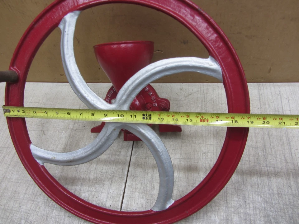 VTG ANTIQUE CAST IRON COFFEE GRINDER HAND CRANK BELT GRAIN FEED MILL WILSON BROS - Image 2 of 4