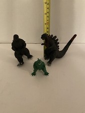 Lot Of 3 GODZILLA Figures 1 Black w/Red Spikes Toho