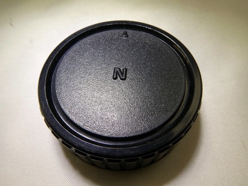 Used "N" Rear Lens Cap for Nikon F lenses 18-55mm - Picture 2 of 6