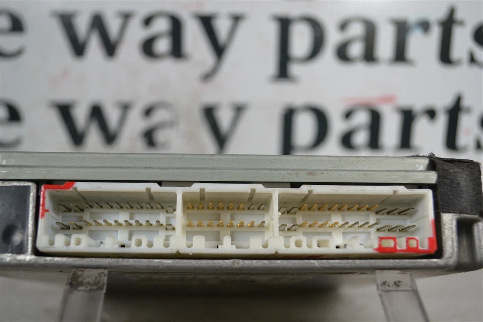 8966102370 Toyota Corolla Prizm 1998 unidad de control del motor módulo ECU 1C1 523 B12 Foto 4 de 4