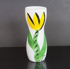 Kosta Boda Yellow Tulipa Tulip Hand Painted Ulrica Hydman Vallien Vase