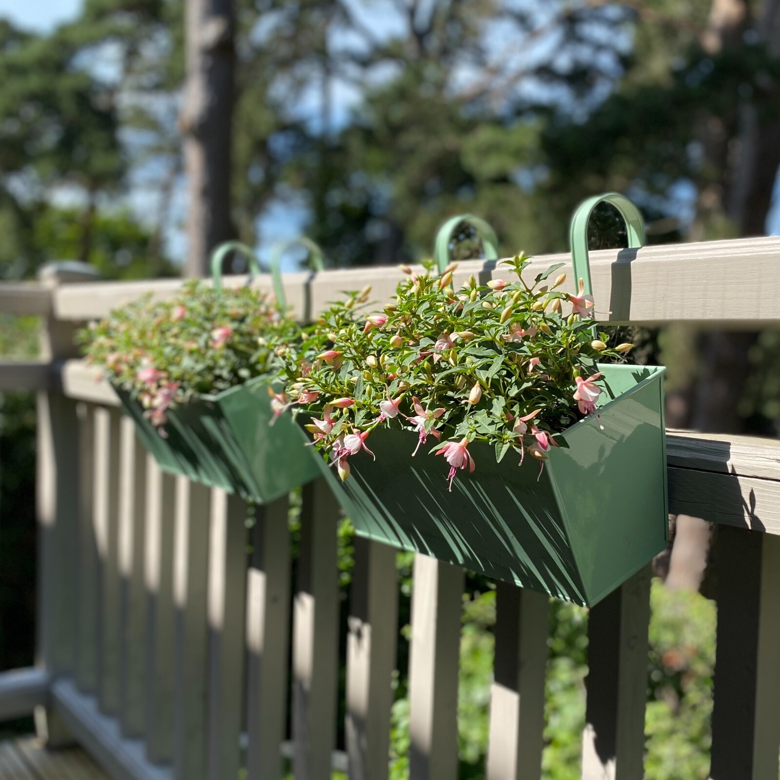 2 x Balcony Planters for Railings Hanging Planters Metal Garden Sage Green