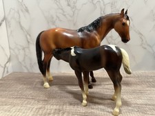 Breyer Horse Traditional #3367 “Cupid and Arrow” Mare and Foal Set