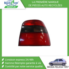 Feu arrière Skoda FELICIA