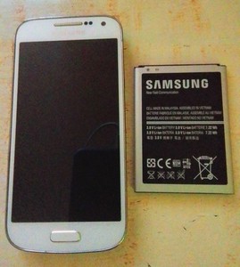 Samsung Galaxy 4 mini, Zubehör Akku B500BE 1900 mAh, voll funktionsfähig