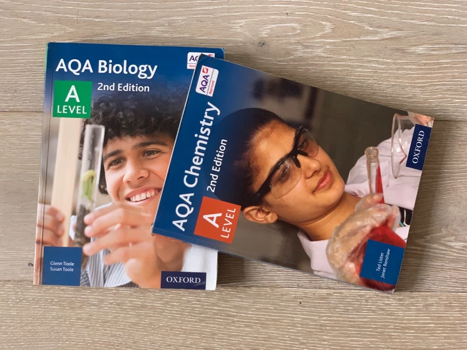AQA A Level & GCSE Science Book Bundle – Biology & Chemistry (OUP & Collins) - Image 2 of 3