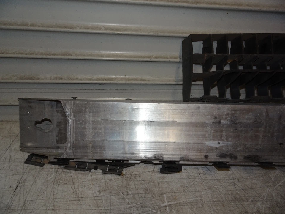 1998-2002 VOLVO C70 OEM FRONT BUMPER REINFORCEMENT IMPACT BAR FACTORY 09151514 - Image 2 of 4