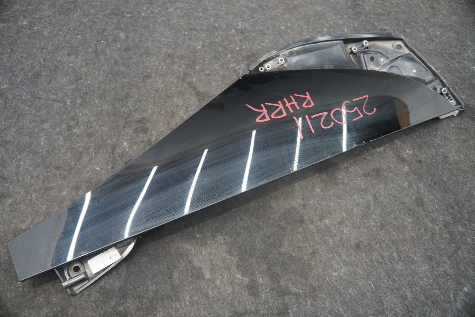 Rear Right Quarter Engine Cover Deck Glass Window 14AB409SP McLaren 720S Spider