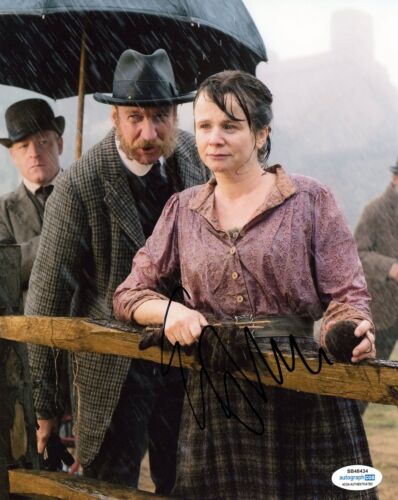 EMILY WATSON SIGNED WAR HORSE 8X10 PHOTO ACOA - Picture 1 of 2