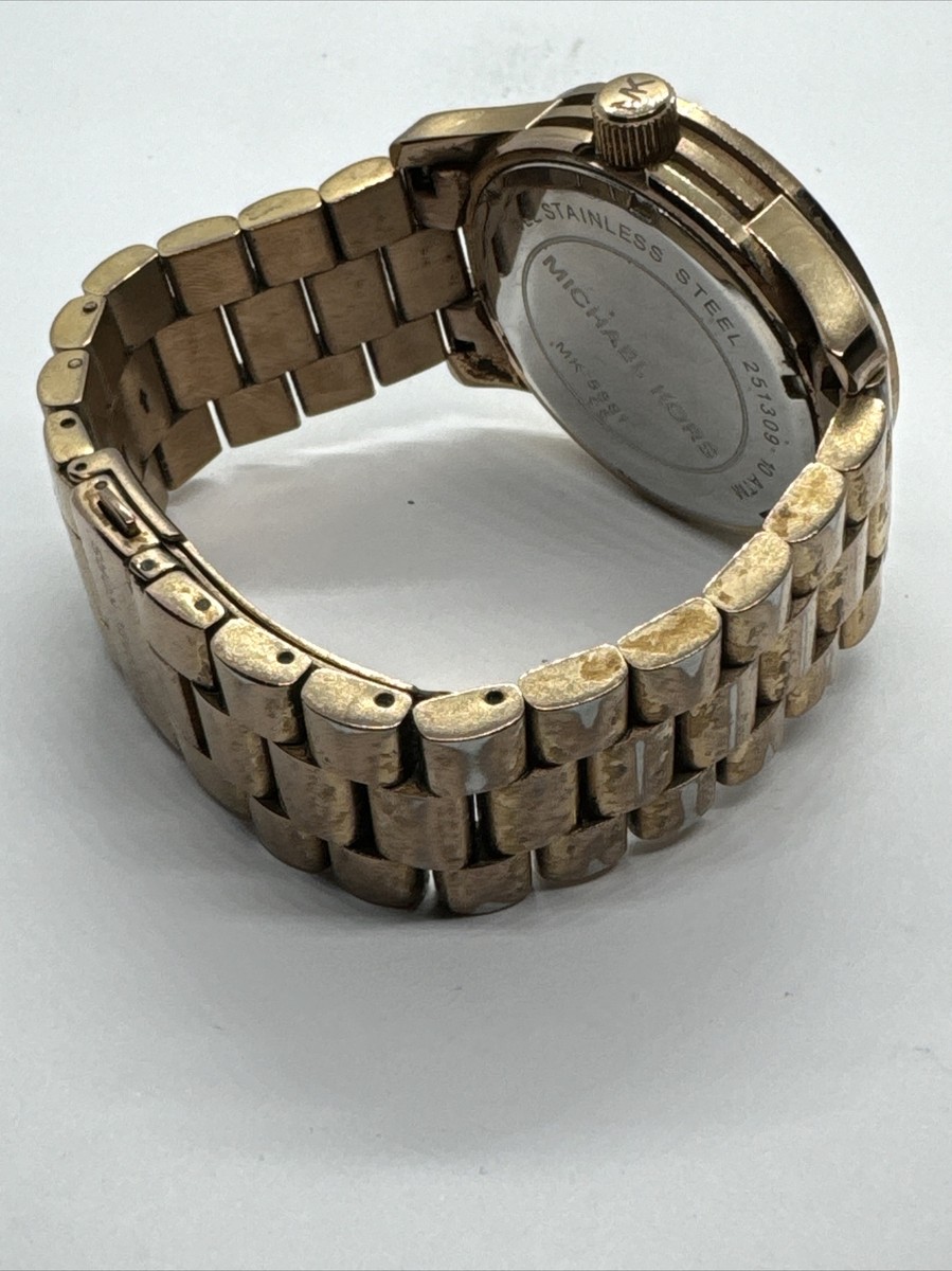 Michael Kors Runway MK5661 Women display picture 2