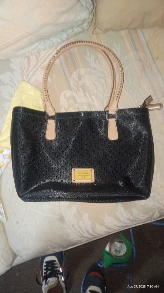 De colección Guess Los Angeles 1981 PVC Tachonado Asa Bolso de Mano/Cartera de Hombro/Bolso Dije Foto 4 de 4