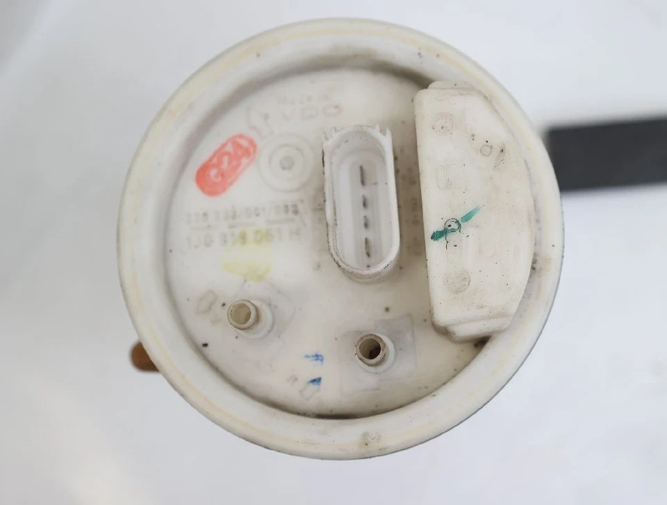 pompe à essence Audi A3 8L 92 kW 125 HP 81813 - Photo 3/4