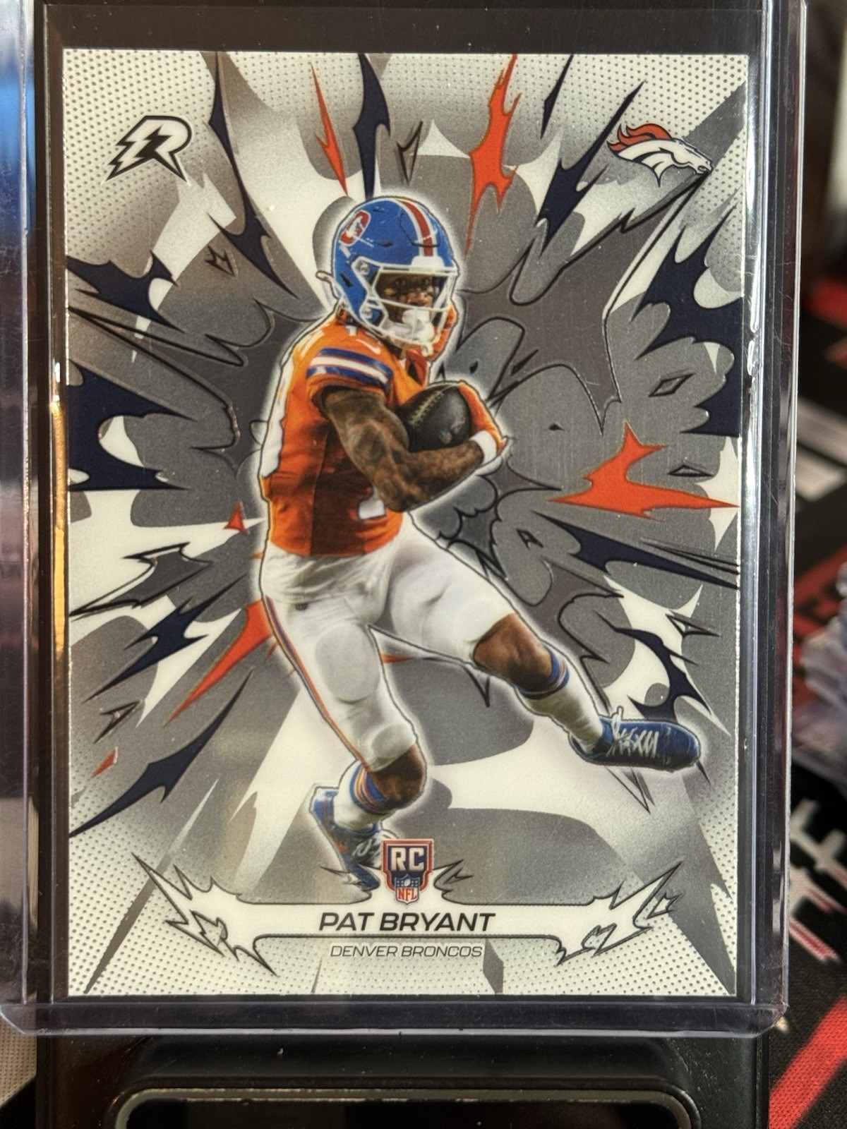 🔥Brand NEW 2025 Topps Resurgence NFL Pat Bryant RC Denver Broncos