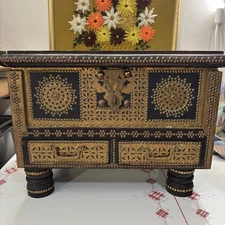 Vintage/Antique Middle Eastern Zanzibar brass & wooden footed box