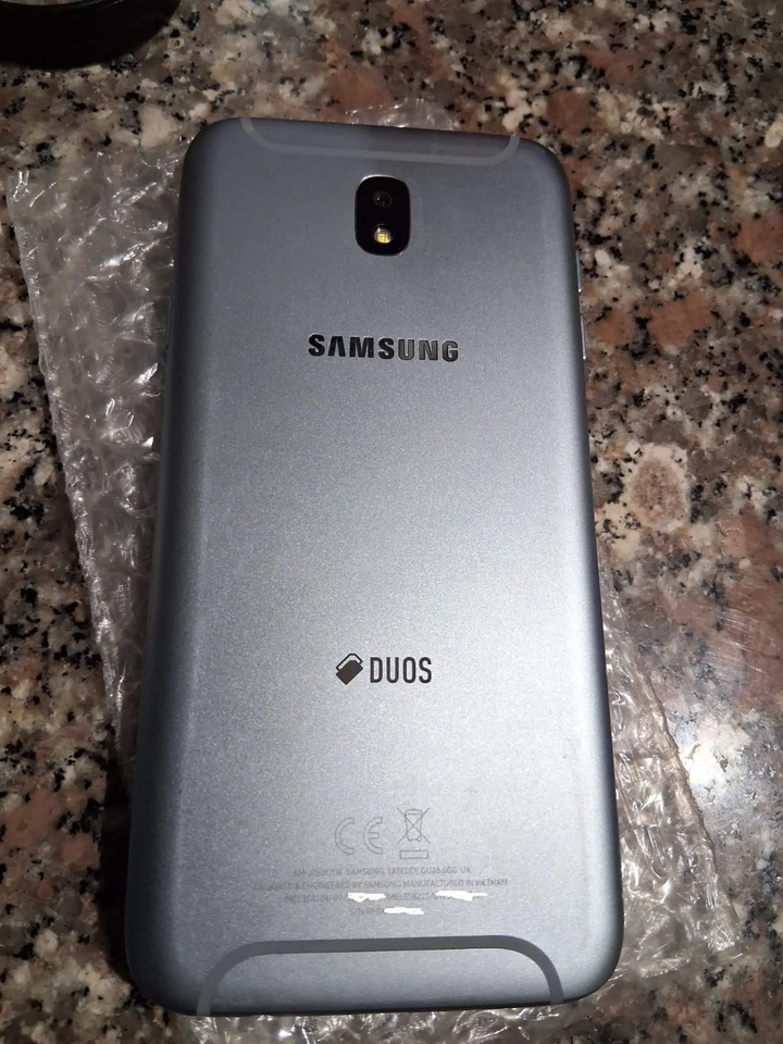 SMARTPHONE SAMSUNG GALAXY J7 SM-J730F DUOS sAMOLED 5.5" OCTA 3Gb 32Gb + REGALI - Immagine 2 di 4