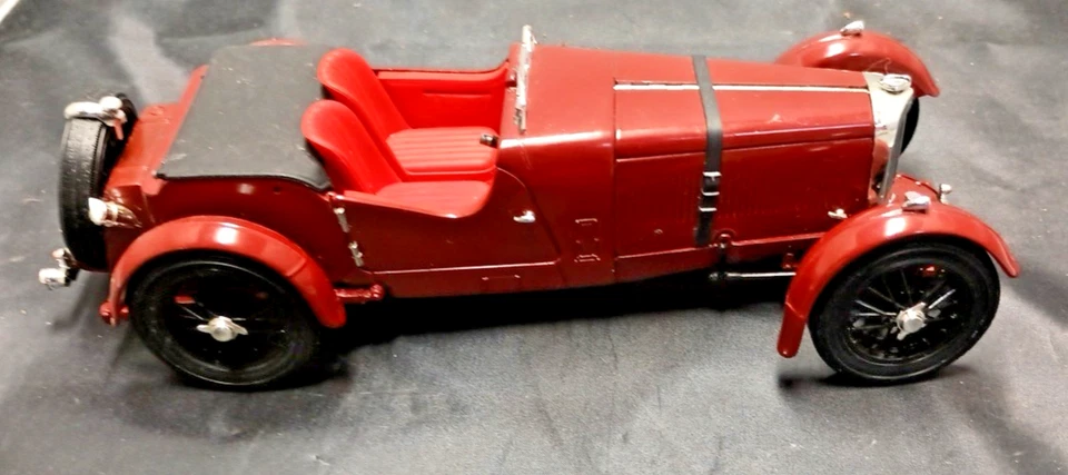 Signature Models 1:18 diecast 1934 Aston Martin Car - Parts/Repairs - Image 4 of 4