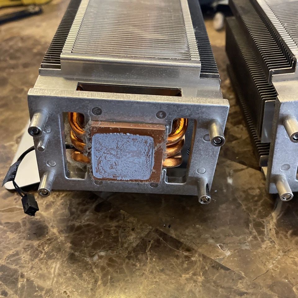 LOT 2 Apple Mac Pro MA356LL/A CPU Heatsink w/ Sensor A1186 593-0601-B A1186 - Image 2 of 4