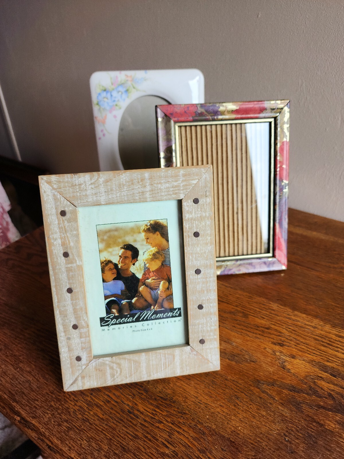 Vintage Ornate Floral Picture Frames Set of 3 Shabby Chic Tabletop Gallery