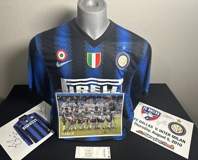 SERIE A INTER MILÁN SOCCER JERSEY DAVID SUAZO MATCH WORN WITH
