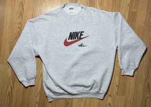 vintage nike crewneck white