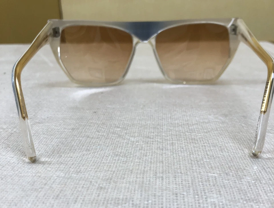 Gafas de sol Emmanuelle Khanh 6060 040 cuadradas planas Foto 3 de 4