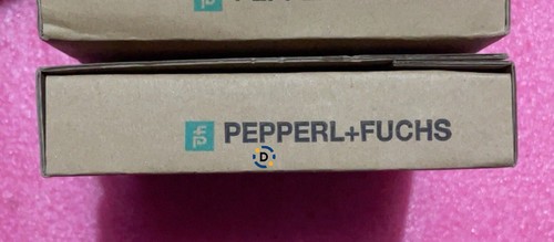 New PEPPERL+FUCHS KFD2-STC4-EX1.20 231389 Safety Barrier - Picture 2 of 2