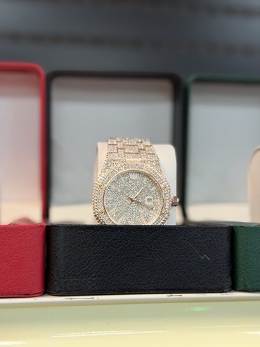 Silver Tone Luxury Analog Wristwatch Gem-Set Bezel Bracelet New w/ Box