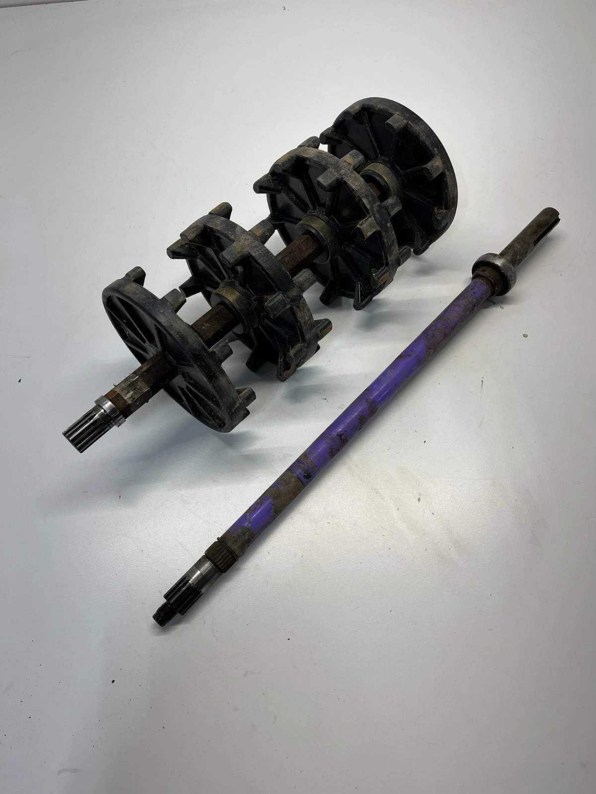 95 Polaris Indy XLT 600 Snowmobile OEM GOOD Cogs Drive axle shaft Jack Shaft