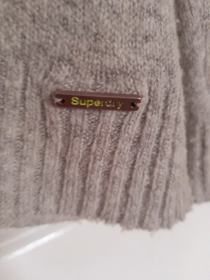 Superdry Womens Grey Jumper with Star Pattern Size S - Image 4 of 4